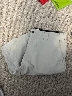 Sun River Men's Casual Lightweight Chino shorts - Light Beige size 38